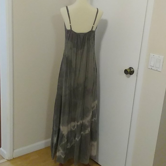 M NWOT LOVE TANJANE Dress. EE23 2495 - Picture 2 of 5
